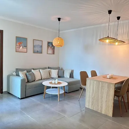 Casa Adora 아파트